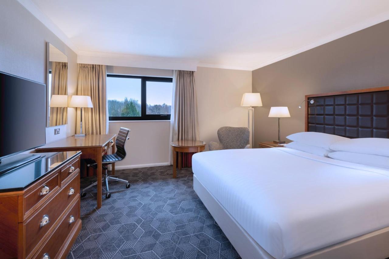 Delta Hotels By Marriott Northampton Exterior foto