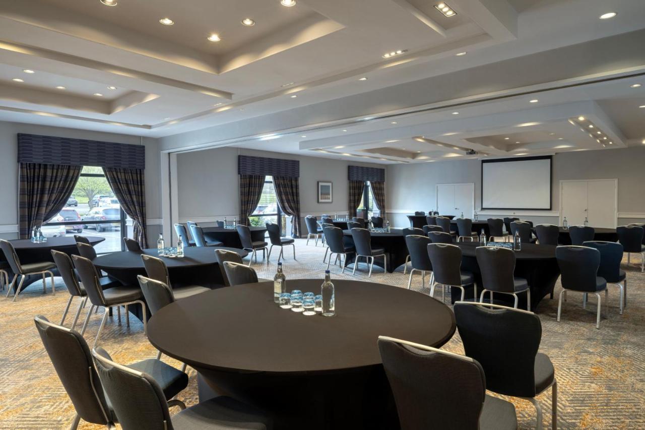 Delta Hotels By Marriott Northampton Exterior foto