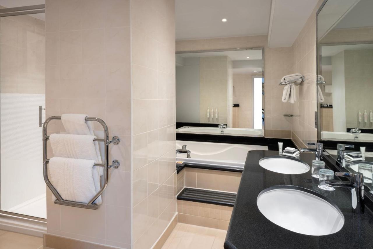 Delta Hotels By Marriott Northampton Exterior foto