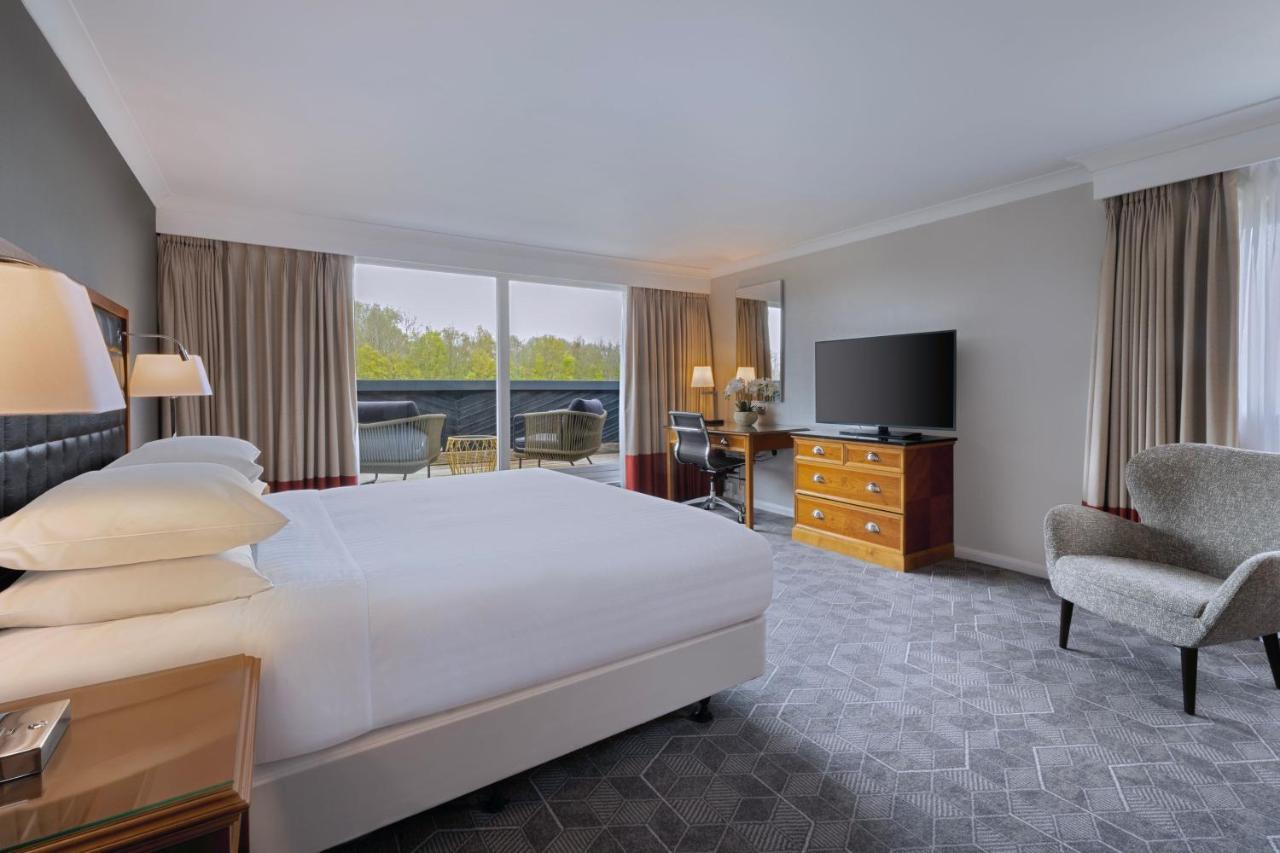 Delta Hotels By Marriott Northampton Exterior foto