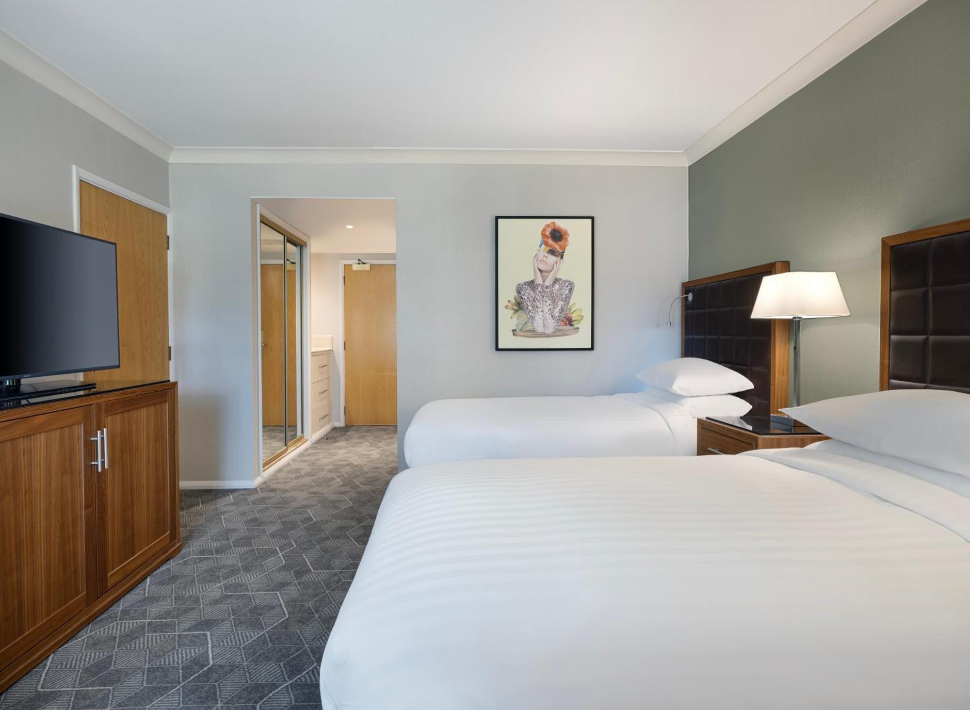Delta Hotels By Marriott Northampton Exterior foto